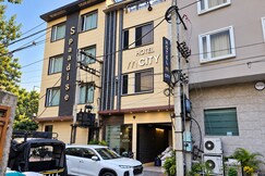 Address of Hotel M City