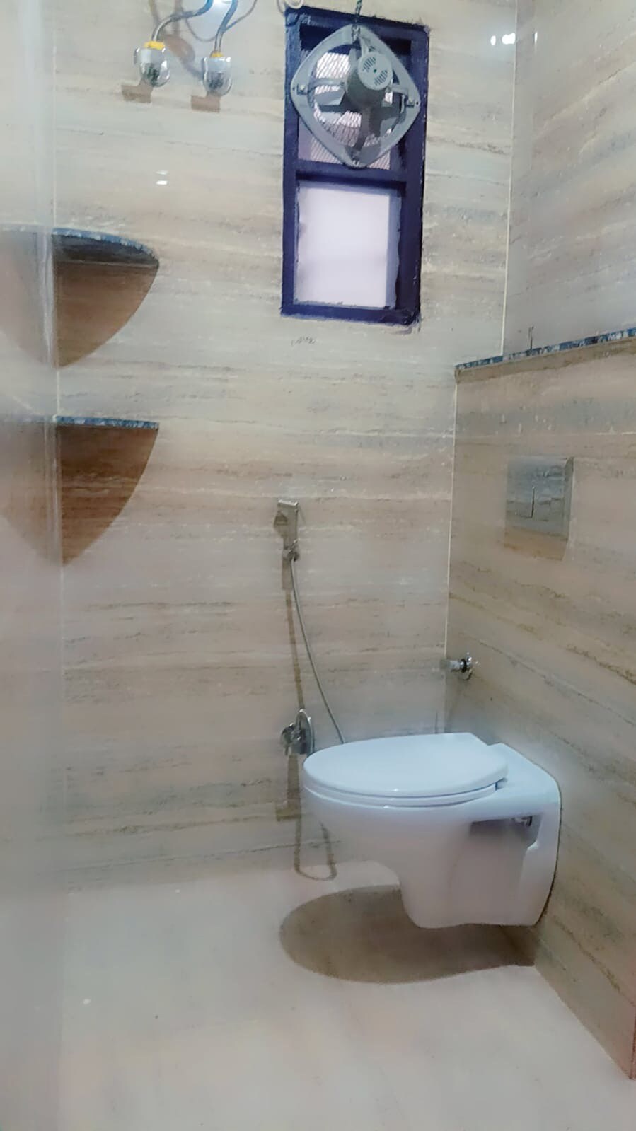 Hotel HR Residency UER 2 - Tap to explore photos