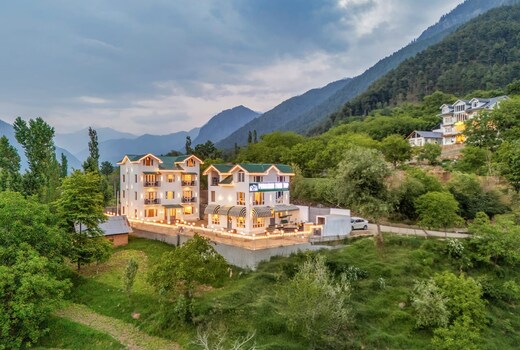 Pahalgam Twin Top