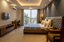 Perch Service Apartment - MG Road