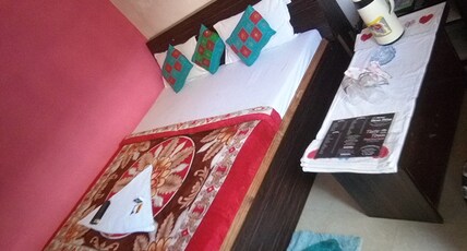 Hotel Shree Shine Room Type - Deluxe  NON AC