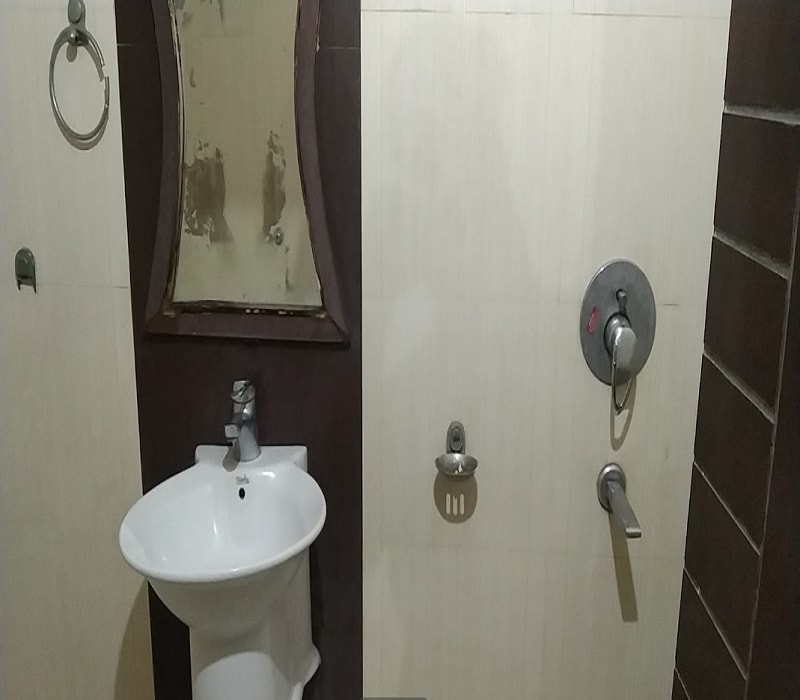 Hotel Jyoti - Tap to explore photos