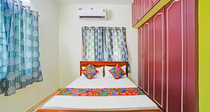 FabHotel Blueberry Residency Room Type - Deluxe Room FabHotel Blueberry Residency Room Type - Deluxe Room