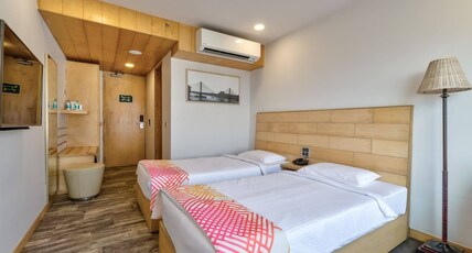 Ginger Surat, City Centre Room Type - D-Luxe Twin Room