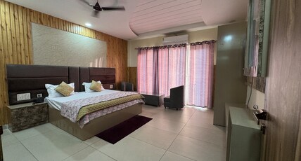 Malhar Resort Room Type - 2 Bedroom Luxury Suite with Balcony and Hill View
