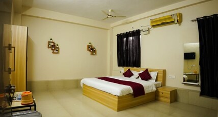 Hotel the urban nesr Room Type - Bedroom 103