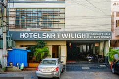 Hotel SNR Twilight