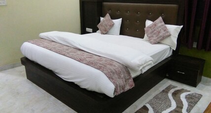 RK INN Room Type - Semi Deluxe