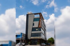 HOTEL VIRAT INN