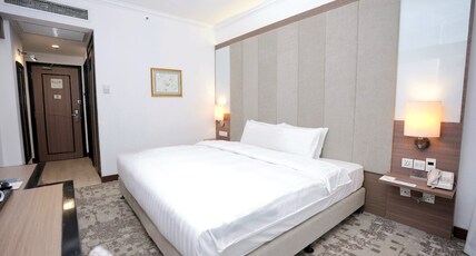 Sunway Hotel Hanoi Room Type - Superior King Room
