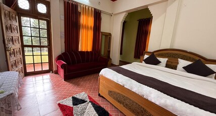 Mayank Resort Room Type - Deluxe Suite Double Bed room