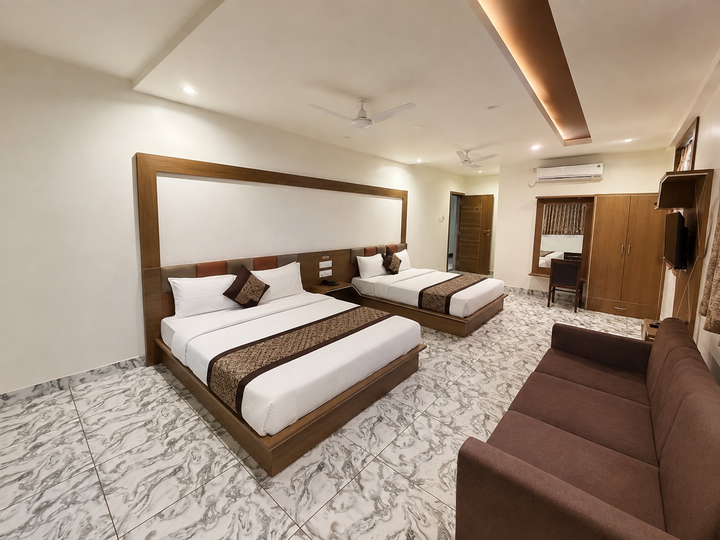 HILTAN INN SOMNATH - Tap to explore photos