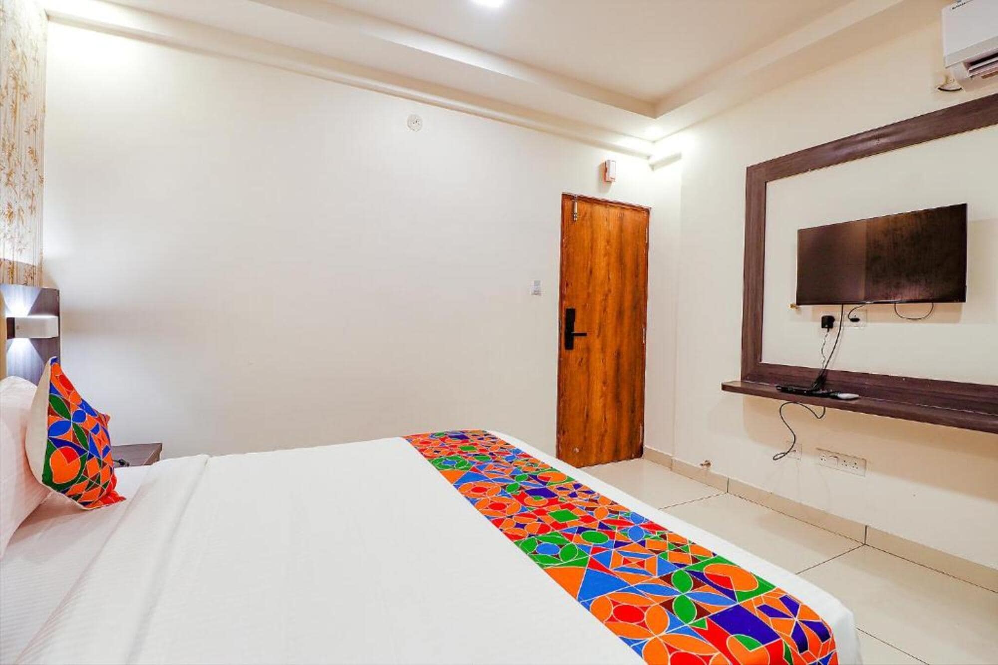 FabHotel Rotano Grand Marathahalli - Tap to explore photos