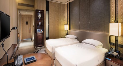 Hilton Shenzhen Shekou Nanhai Room Type - TWIN GUESTROOM CITY VIEW W