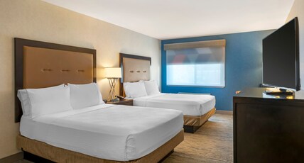 Holiday Inn Express Colton Room Type - Two Queen Suite