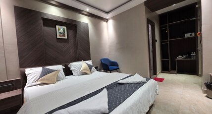 Nigam - The Bay Suites Room Type - Deluxe Studio Room