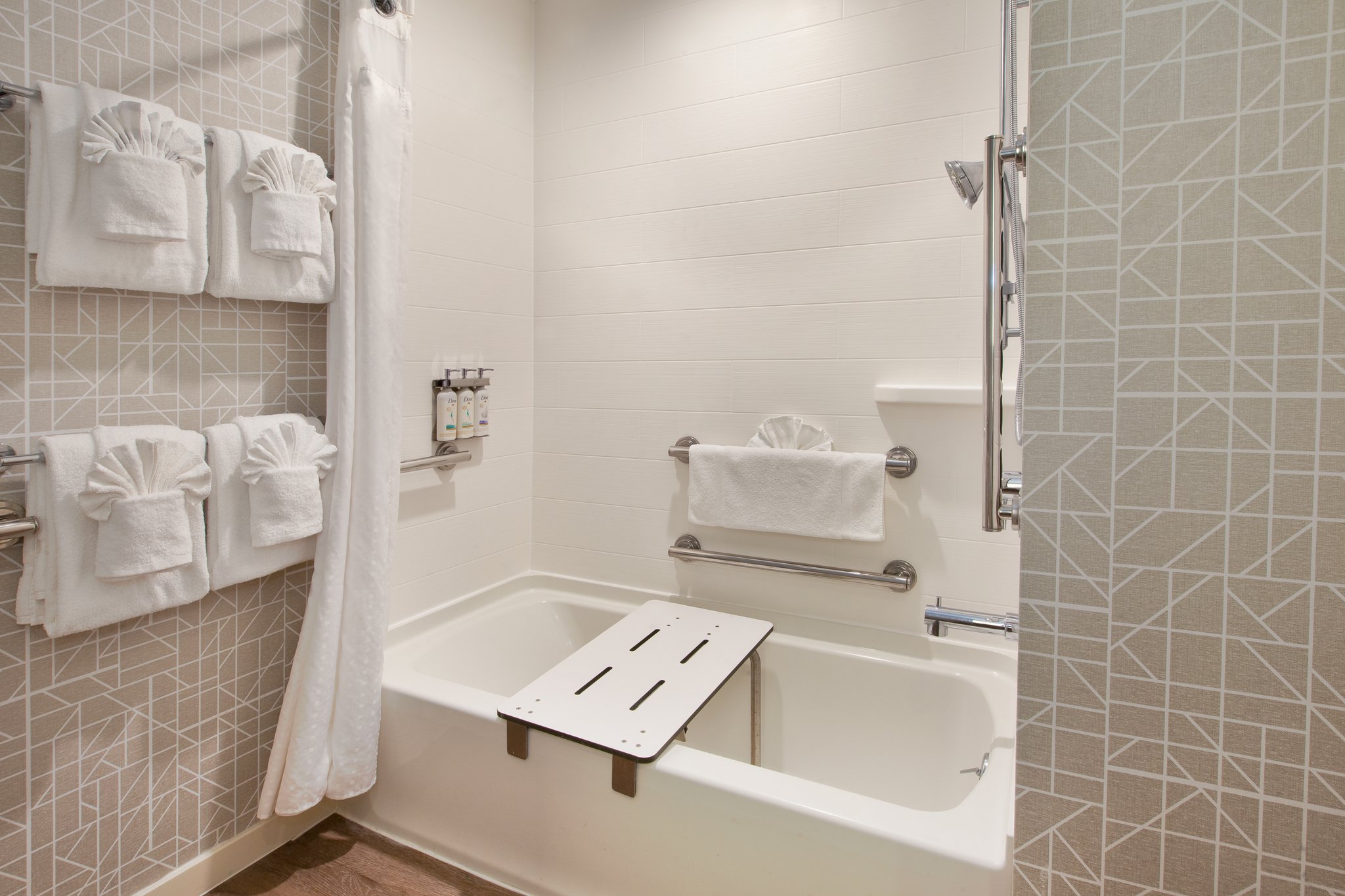 Holiday Inn Express Absecon-Atlantic City Area - Tap to explore photos