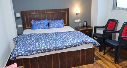 Pitstop Homestay Room Type - Deluxe Room