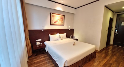 Thang Long Opera Hotel Room Type - Superior Double or Twin Room with City View Thang Long Opera Hotel Room Type - Superior Double or Twin Room with City View