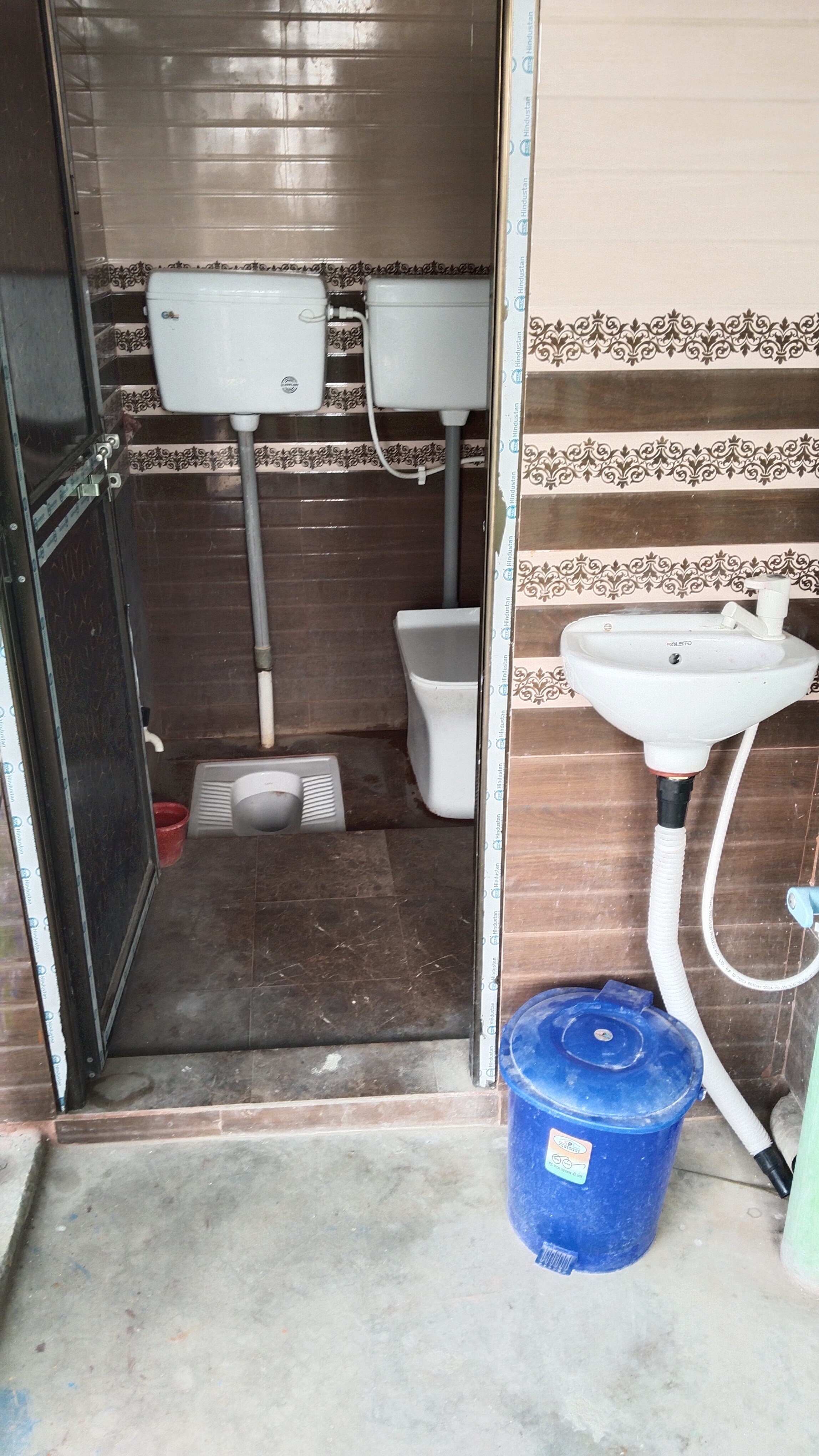 Narsingh Sadan Home Stay - Tap to explore photos