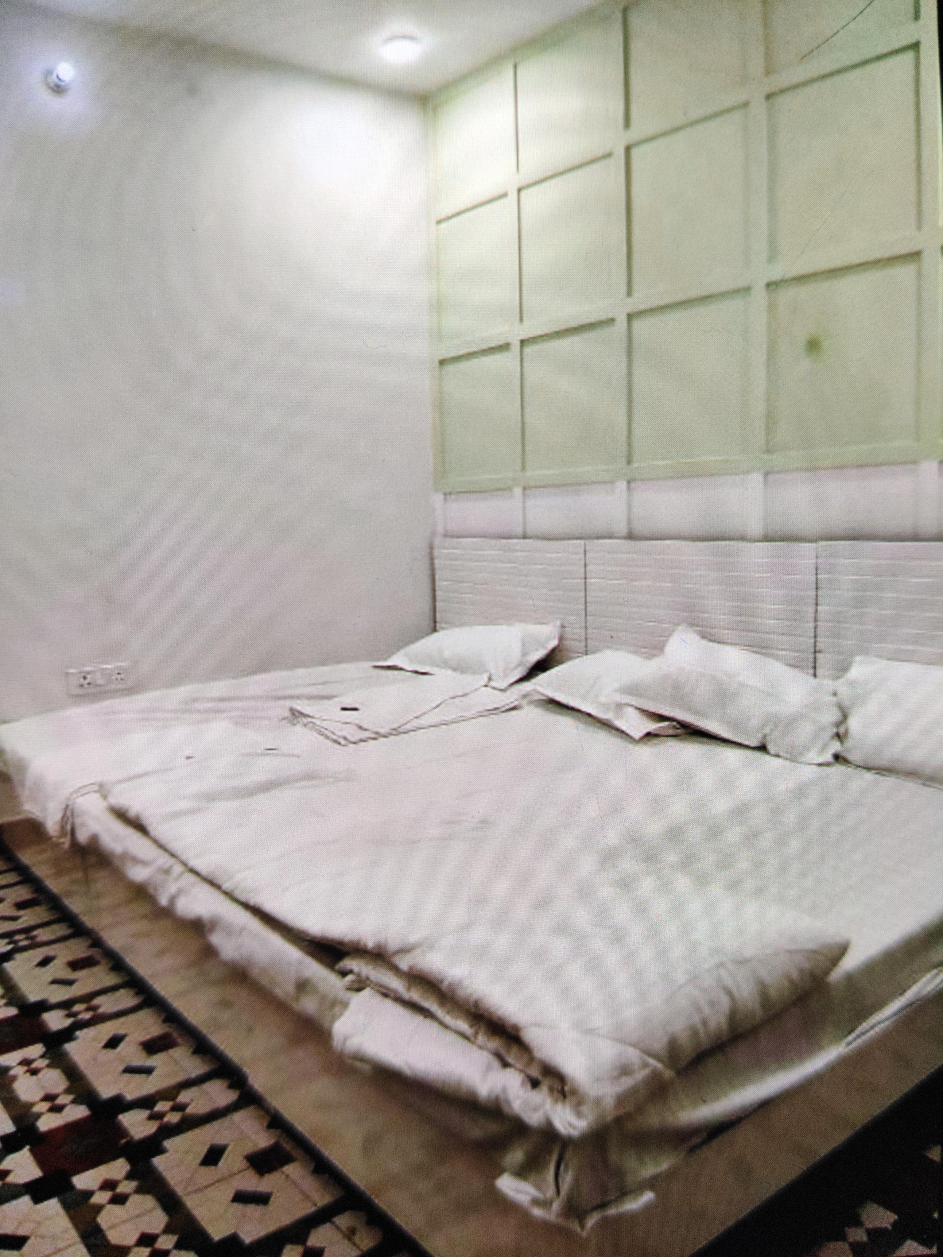 Hotel subh adra - Tap to explore photos