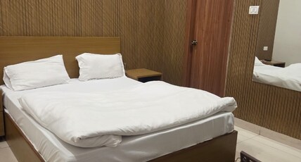 Apoorva Guest House Room Type - Standard Room