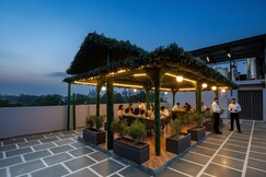 Address of Hotel Uptown - Luxury Restaurant & Rooftop Near Connaught Place