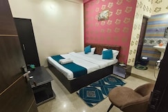 FabHotel Chandra Dreams