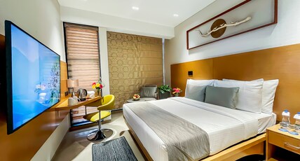 Morvee Hotels Alipore Room Type - Superior Queen Room