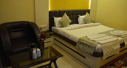 Hotel Rameshwaram Room Type - Super Deluxe
