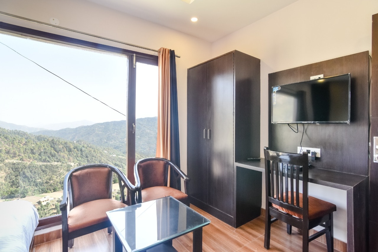 Hotel Kaithli Hill - Tap to explore photos