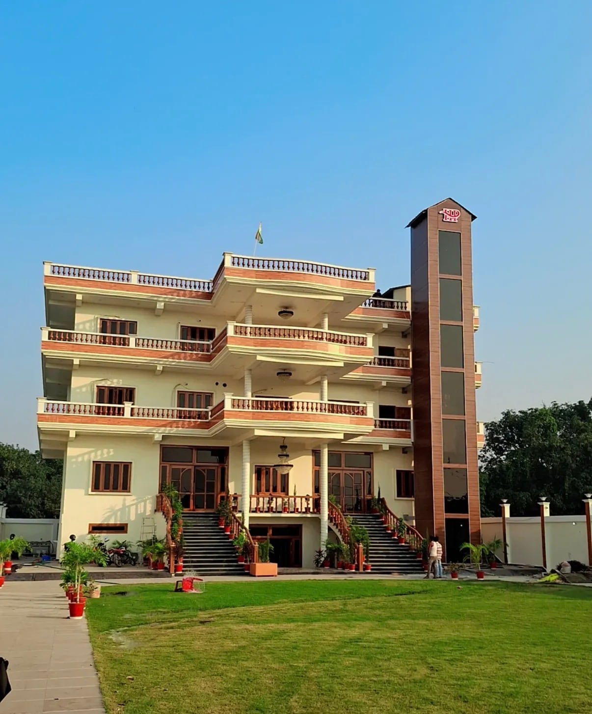 Main gallery