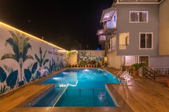 Treebo Kuber Palace with Swimming Pool