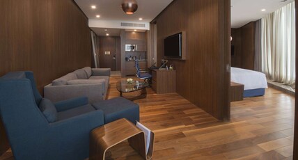 Wyndham Grand Manama Room Type - King 1 Bedroom Suite Non Smoking Wyndham Grand Manama Room Type - King 1 Bedroom Suite Non Smoking