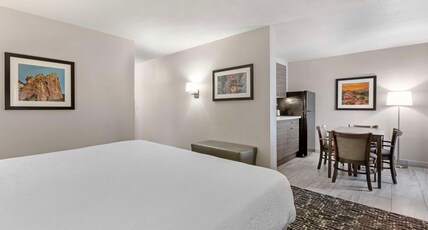 Best Western Plus Sun Canyon Room Type - 1 King Bed, Non-Smoking, Corner Room, Kitchenette, Pillow Top Mattress, Full Breakfast Best Western Plus Sun Canyon Room Type - 1 King Bed, Non-Smoking, Corner Room, Kitchenette, Pillow Top Mattress, Full Breakfast