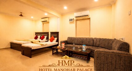Hotel Manohar Palace Room Type - FAMILY ROOM
