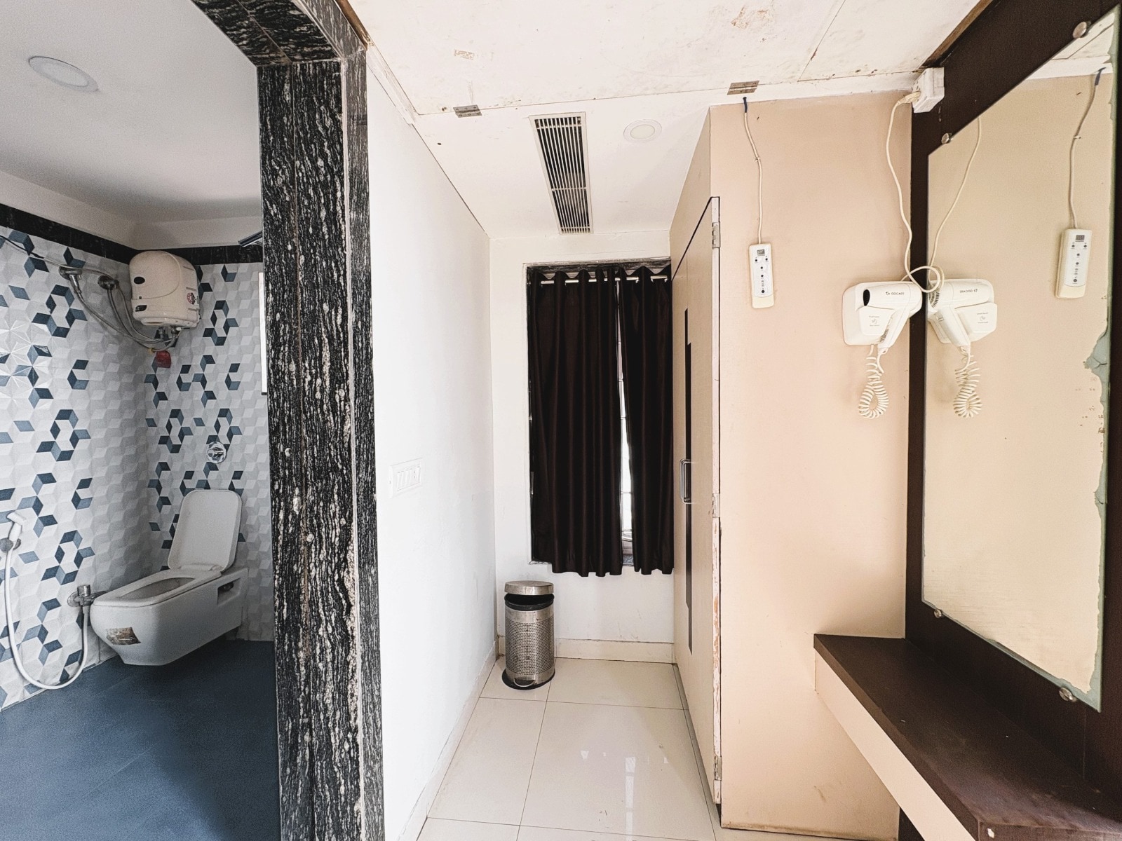 Hotel Big Boss New Digha - Tap to explore photos