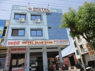 Hotel Blue Star