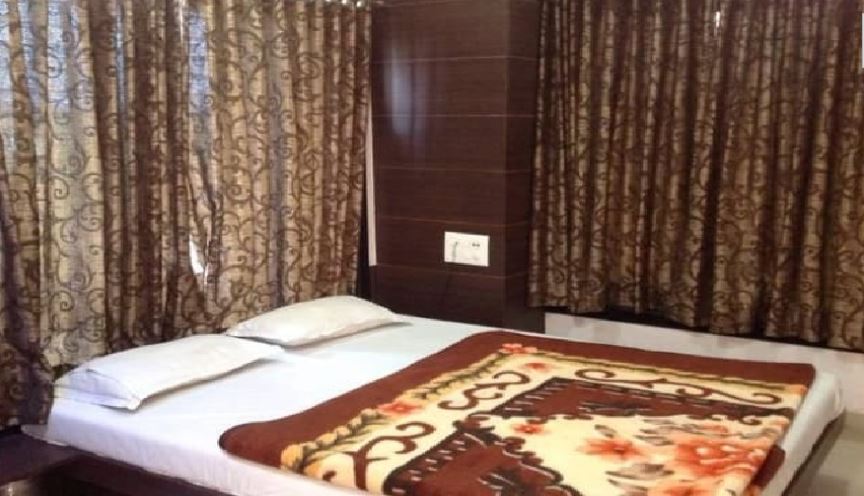 Hotel Jay Deva Ganpati Palace - Tap to explore photos