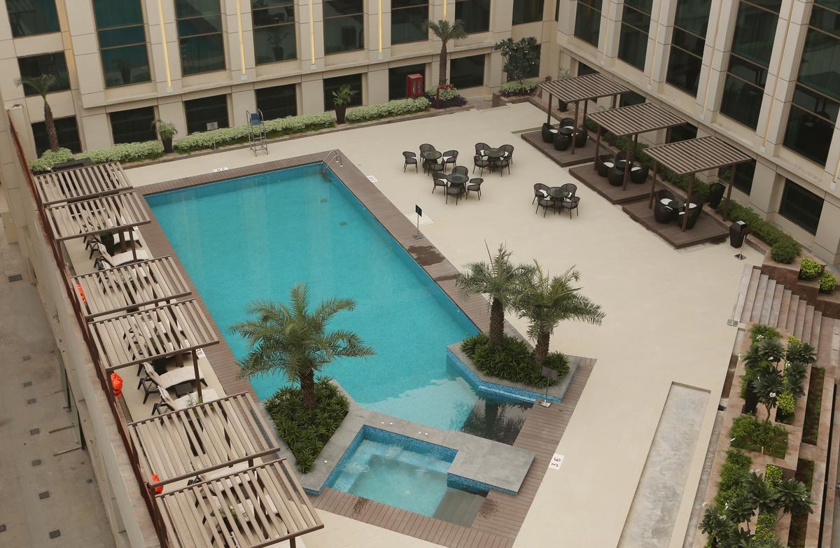 Pride Plaza Hotel Aerocity New Delhi - Tap to explore photos