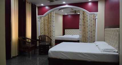 Hotel Sky Blue and Restaurant Room Type - Family Suite