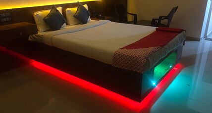 Walstars Castle View  Grand Resort Room Type - Executive Room Non AC
