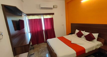 New Cresent park Room Type - Deluxe Room