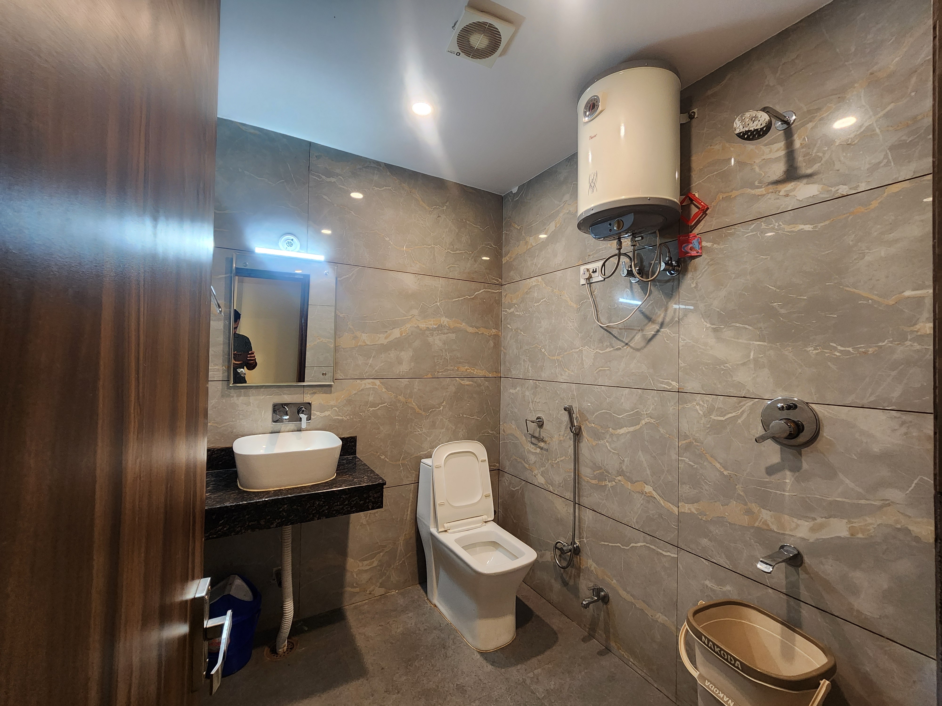 Dev Residency Inn| Near Katra Railway Station - Tap to explore photos