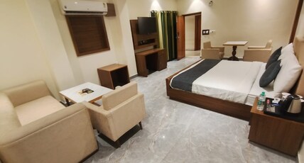 Suyash Palace Hotel Room Type - Suite Room