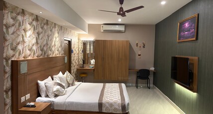 Mangala Temple View Room Type - PREMIUM SUITE