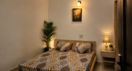 Golden Window Villa Room Type - Double Room With Private Bathroom