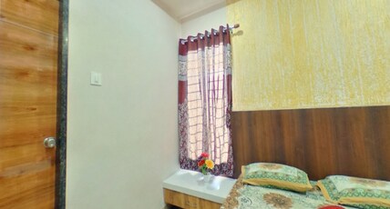 Hotel Dhanraj Deluxe Kolhapur Maharashtra Room Type - Deluxe Non AC Room