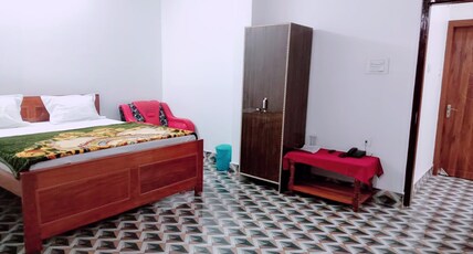 HOTEL RATNA AND RESTAURANT Room Type - Standard DOUBLE ROOM AC
