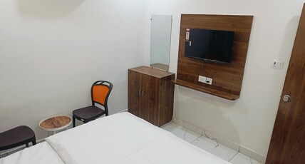 Hotel Shree Kedar Palace Room Type - Family Room